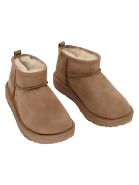 UGG Kids Classic Ultra Mini Boot Chestnut Size 2